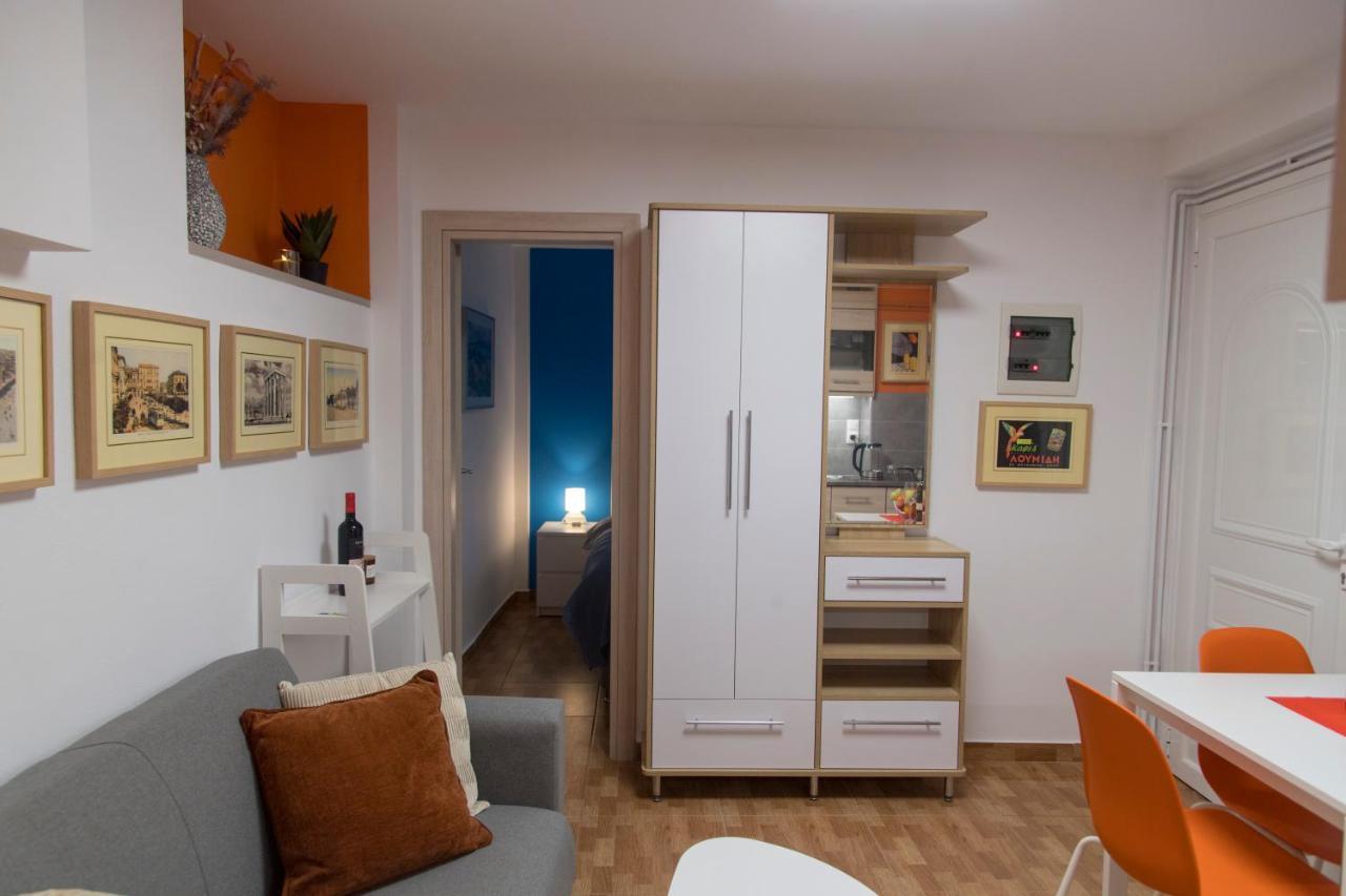 Ancient Thissio Apartment